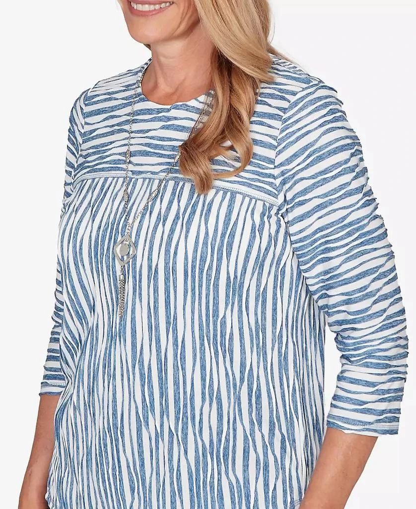 Alfred Dunner Women
s  Austin Novelty Spliced Textured Top with Necklace 3