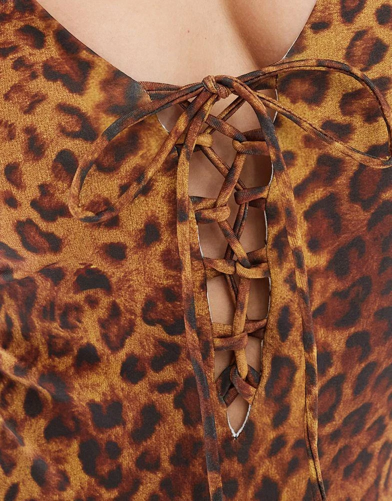 Reclaimed Vintage Reclaimed Vintage swimsuit with tie front in leopard print 2