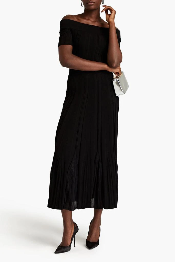 Alexander McQueen Off-the-shoulder ribbed cotton midi dress 2