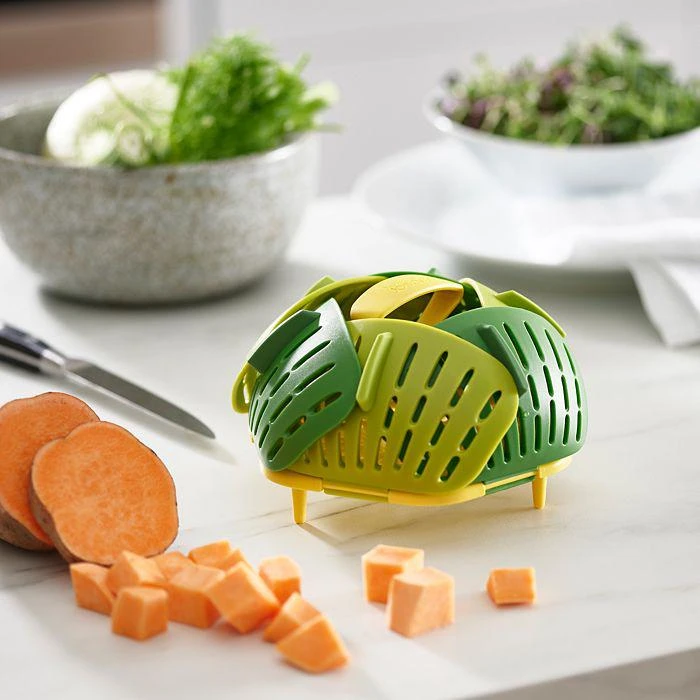 Joseph Joseph Bloom Folding Steamer Basket 2