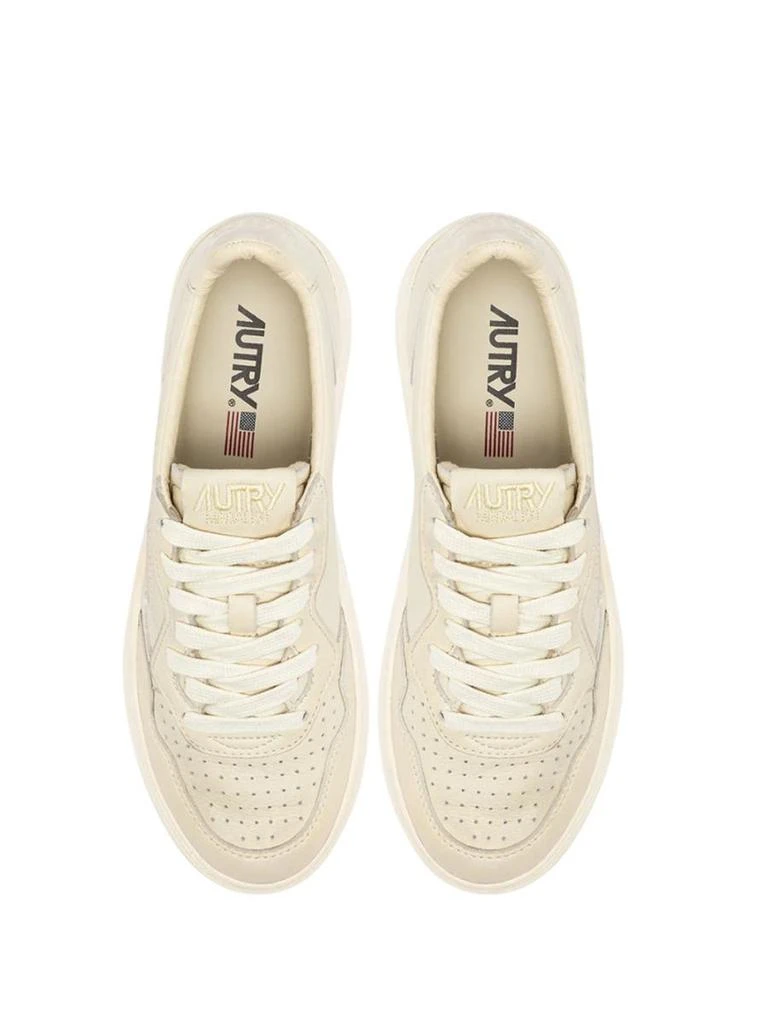 Autry Autry Medalist Low Sneakers In Winter White Nappa 4