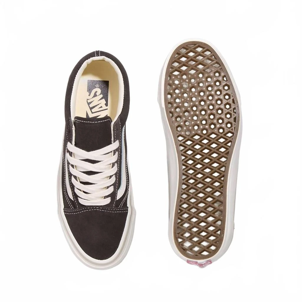 Vans Men's Mte Old Skool Sneaker In Salt Wash Black 4