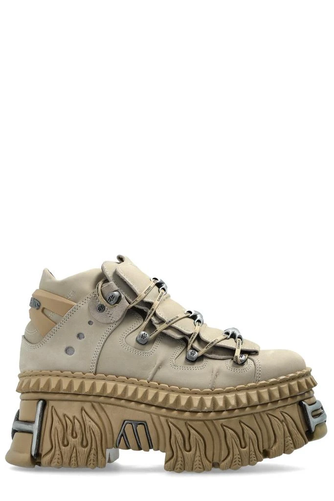 Vetements Vetements X New Rock Logo Plaque Slip-On Boots 1