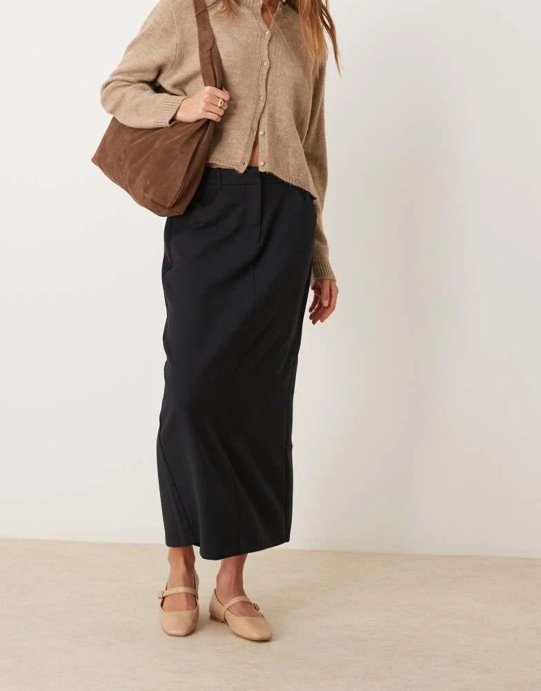 Abercrombie & Fitch Abercrombie & Fitch mid rise tailored maxi skirt in black 3