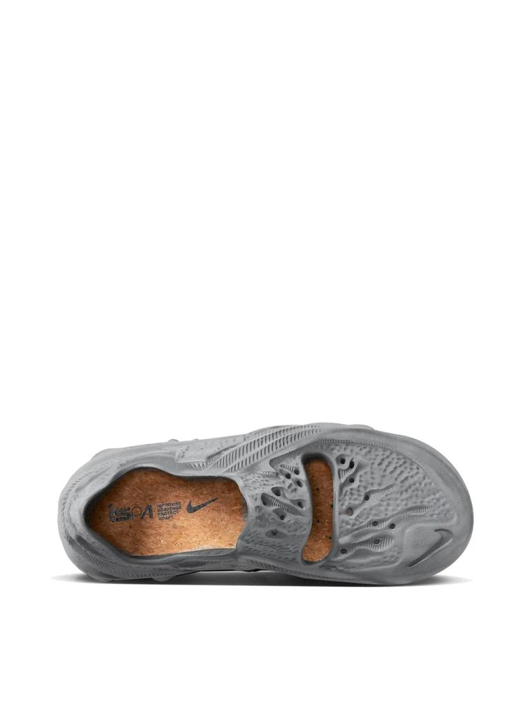 NIKE ISPA UNIVERSAL SNEAKERS 4