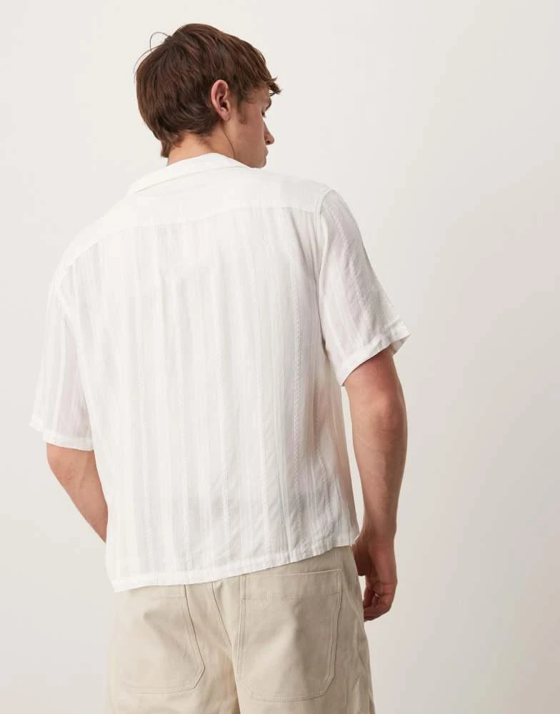 Abercrombie & Fitch Abercrombie & Fitch short sleeve cropped lightweight linen shirt in white 4
