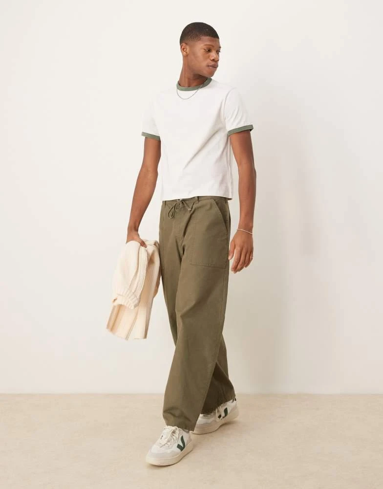 Abercrombie & Fitch Abercombie & Fitch shrunken ringer t-shirt in white 2