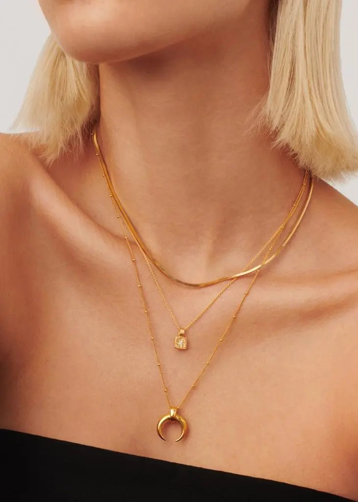 Missoma Star Ridge mini 18kt gold vermeil necklace 2
