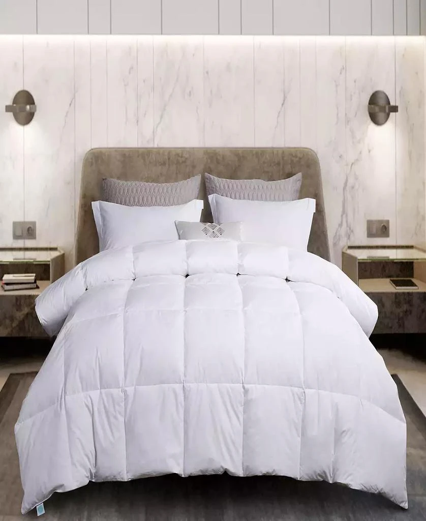 Martha Stewart 75%/25% White Goose Feather & Down Comforter, Full/Queen, Exclusively at Macy’s 1