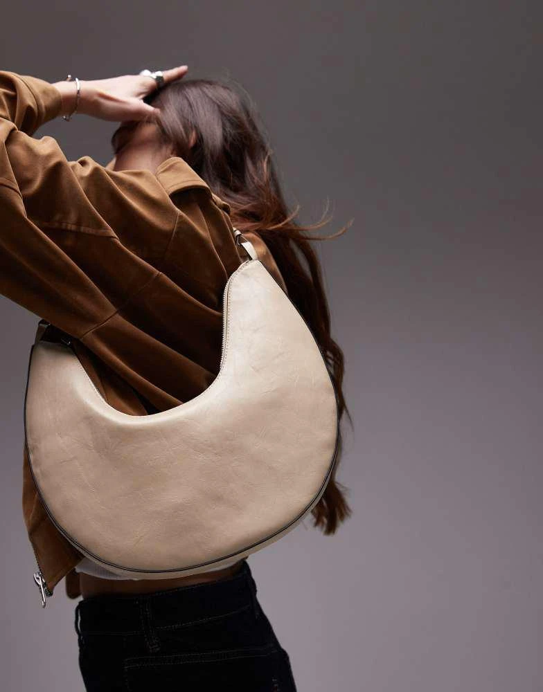 Topshop Topshop Sydney scoop shoulder bag in off white 1