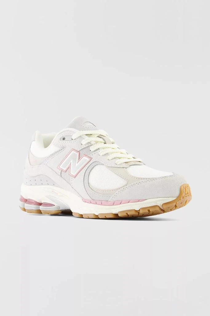 New Balance New Balance Women's 2002R Sneaker 3