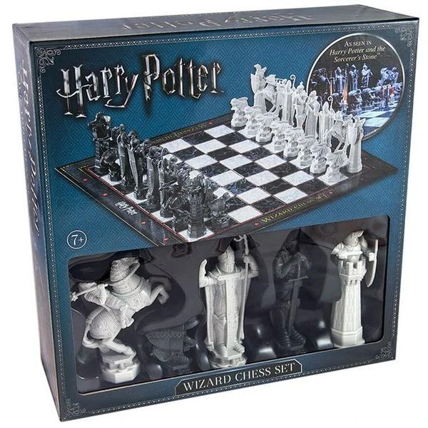Noble Collection Harry Potter Wizard Chess Set with Window Display 1
