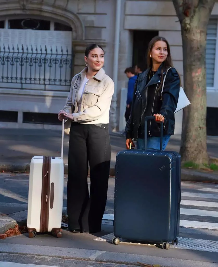 ELLE Louvre 2-Piece Expandable Retro Spinner Luggage Set 3