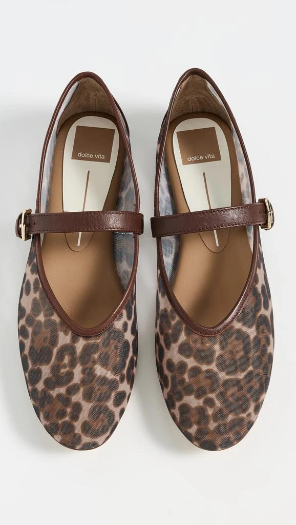Dolce Vita Roslyn Flats 4