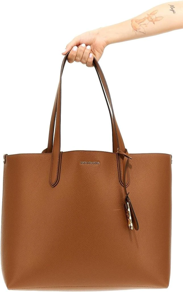 Michael Kors Michael Kors Eliza Extra Large East/West Reversible Tote Luggage One Size 1