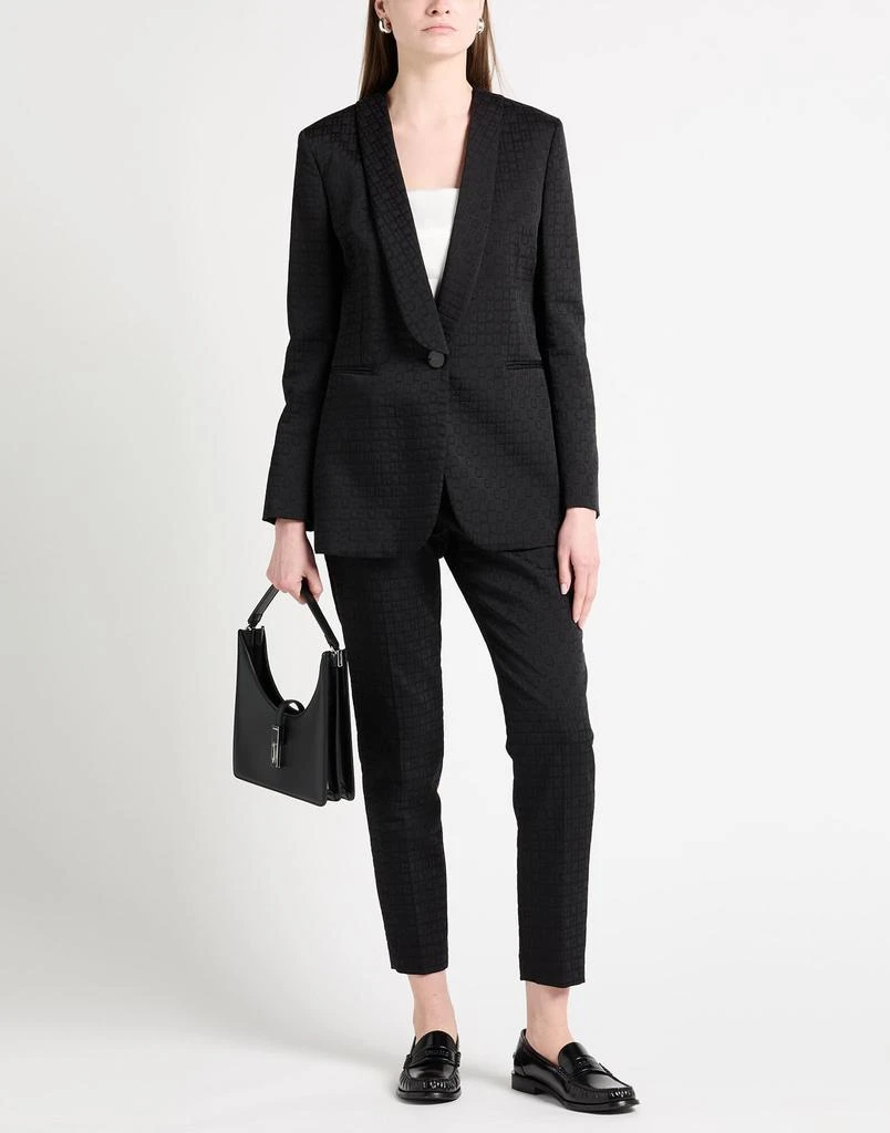 SEVENTY VENEZIA Suits
Sets 2