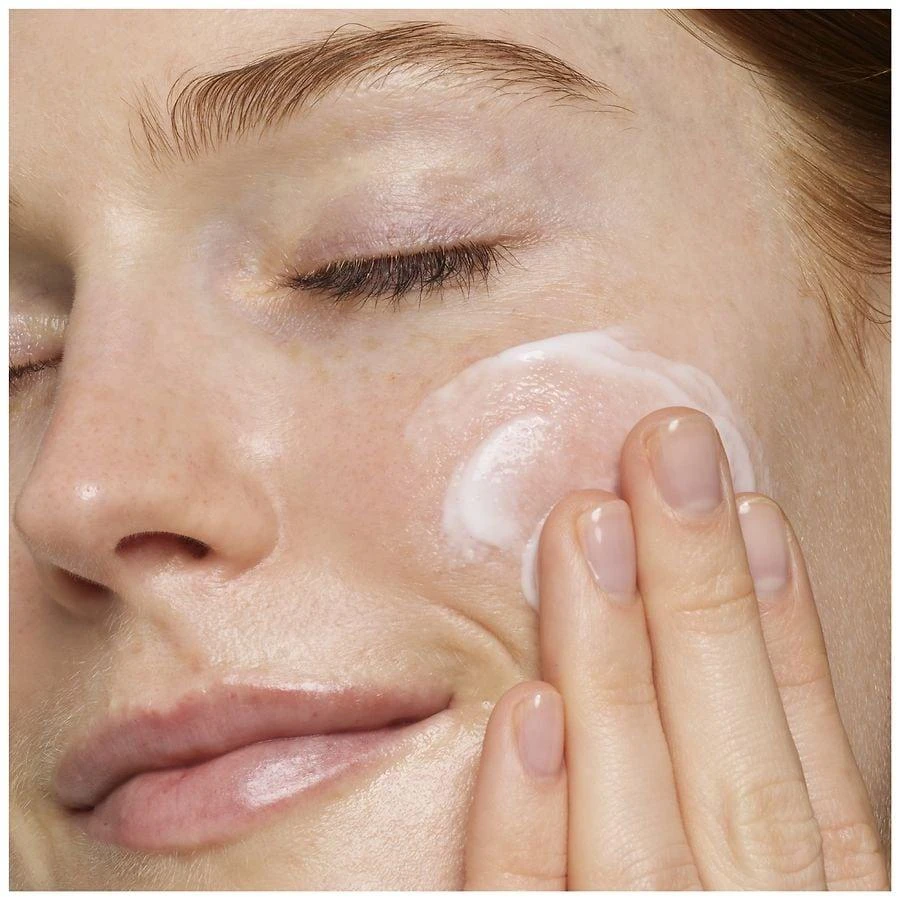 No7 Derm Solutions Hydrating Cream Cleanser 7