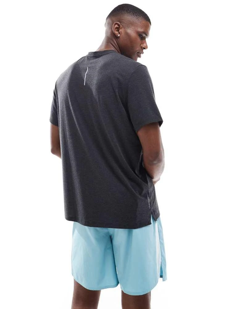 NIKE Nike Running Challenger Dri-FIT 7 inch shorts in blue 5
