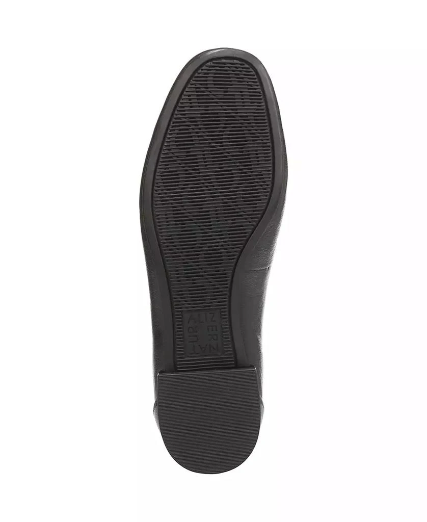 Naturalizer Women's Jordyn Closed Round Toe Loafers 5