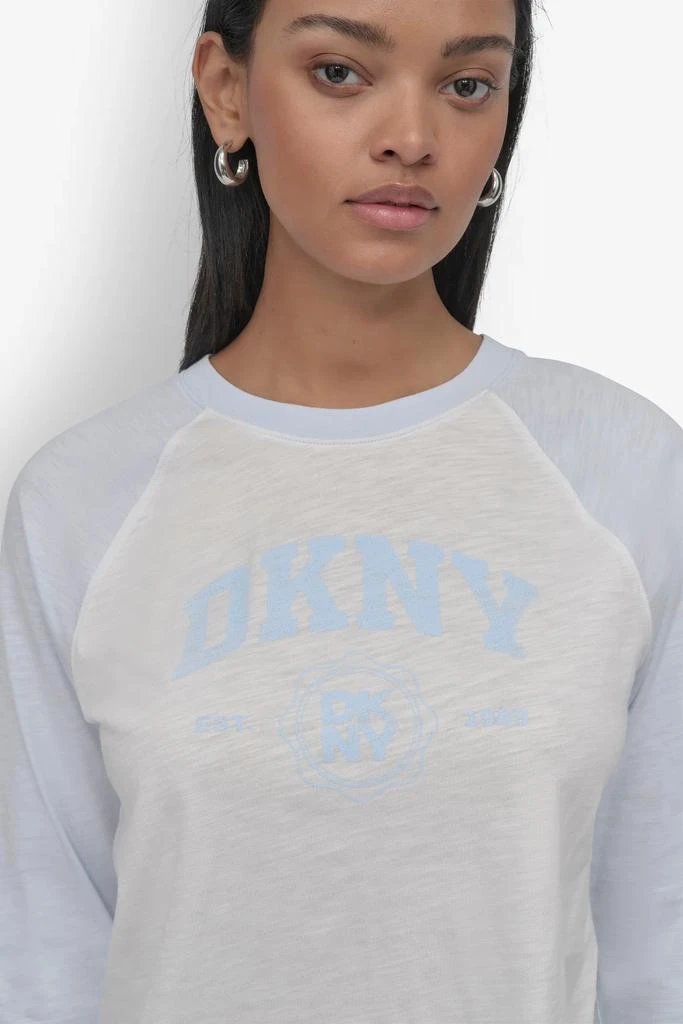 DKNY ARCHED NEW YORK  LOGO RAGLAN LONG SLEEVE TEE 4
