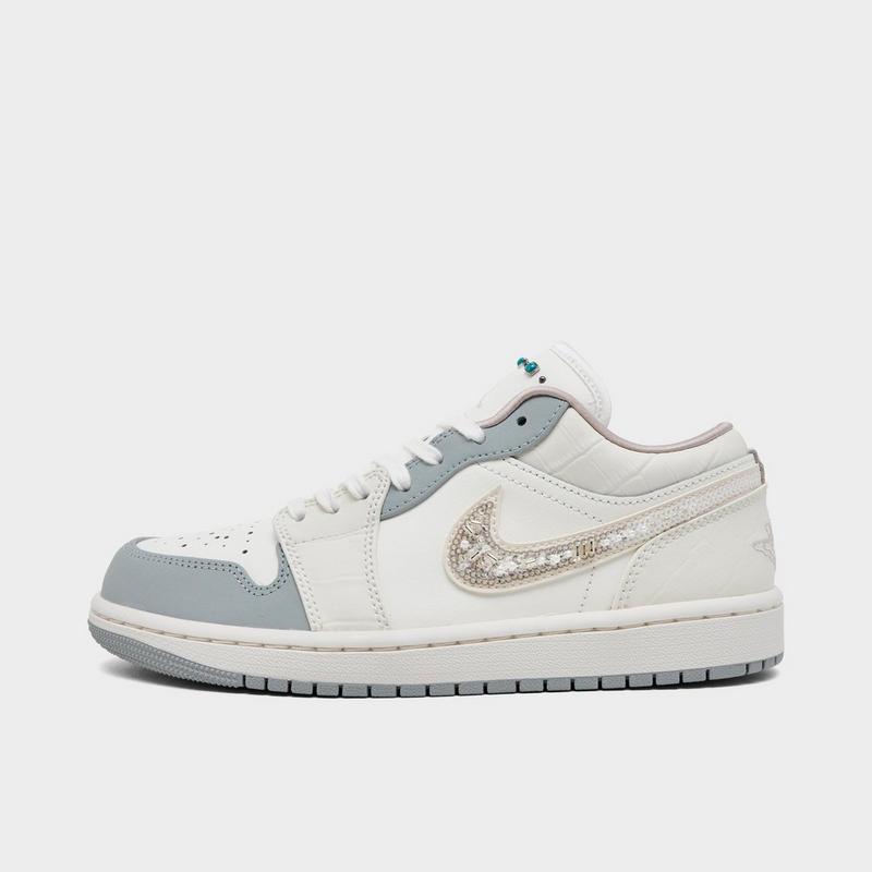 nike jordan 1 low jd sports