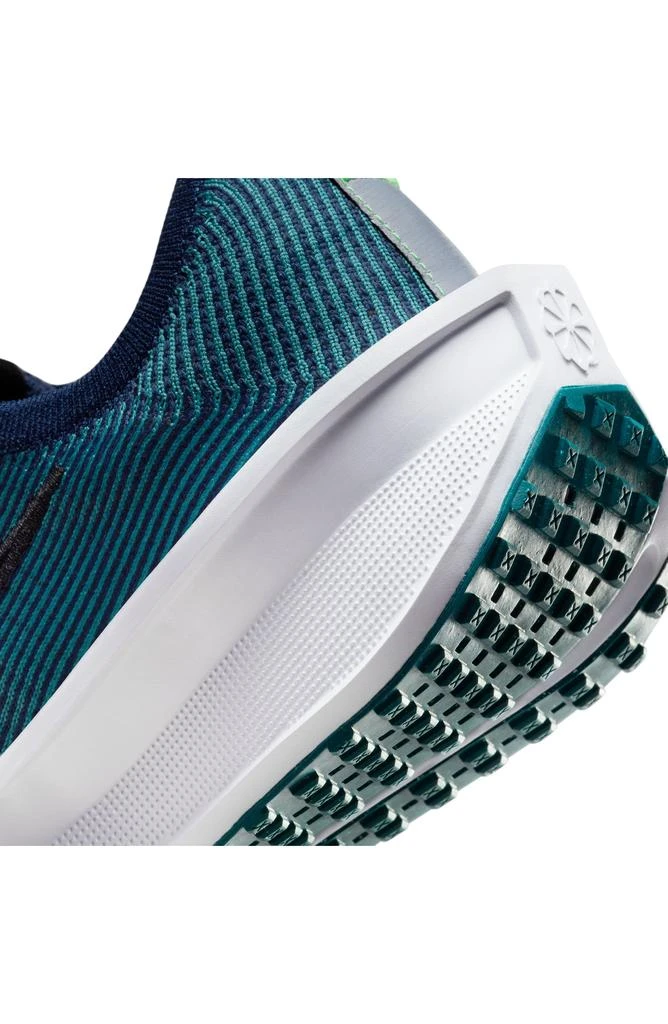NIKE Interact Run Running Sneaker 10