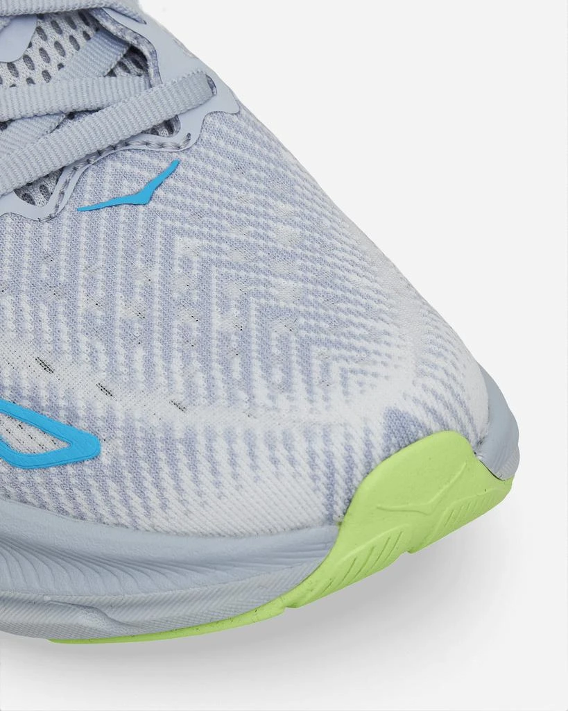 Hoka One One Women's Clifton 9 GORE-TEX Sneakers Gull / Sea Ice 7