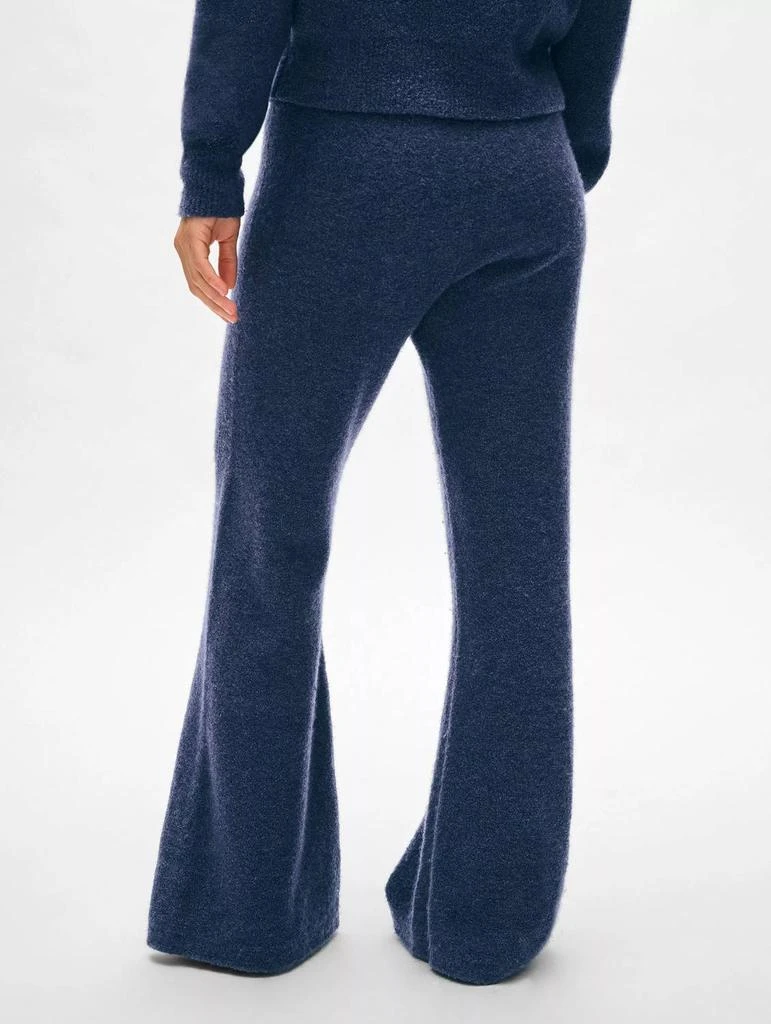 White + Warren Boucle Cashmere Blend Sweatpants In Indigo 2