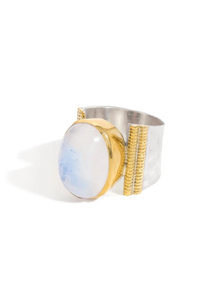 Tiramisu Bold 925 Sterling Silver and Statement Moonstone Ring