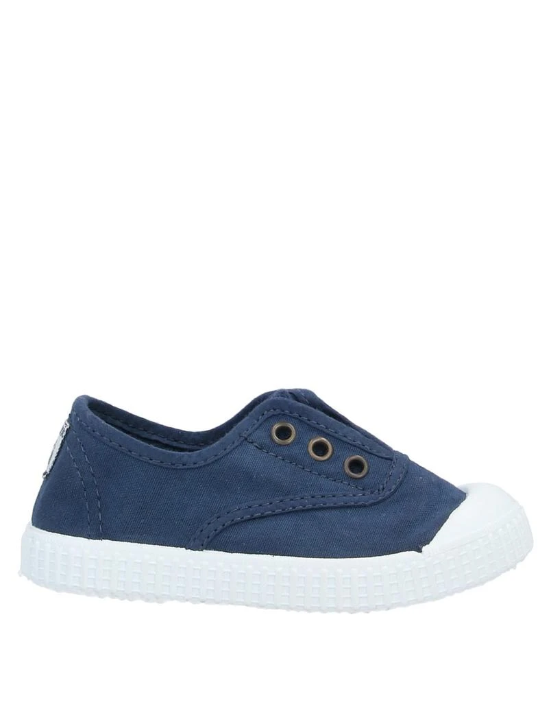 Victoria Canvas sneakers