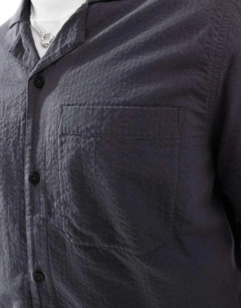 HOLLISTER Hollister short sleeve textured shirt in black 3