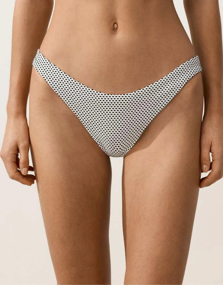 OYSHO OYSHO Polka dot jacquard u-cut medium-coverage bikini briefs in white and black