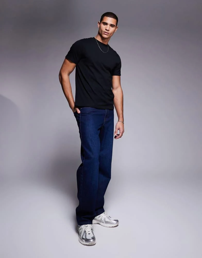 ASOS ASOS DESIGN Essentials crew neck t-shirt in black 2