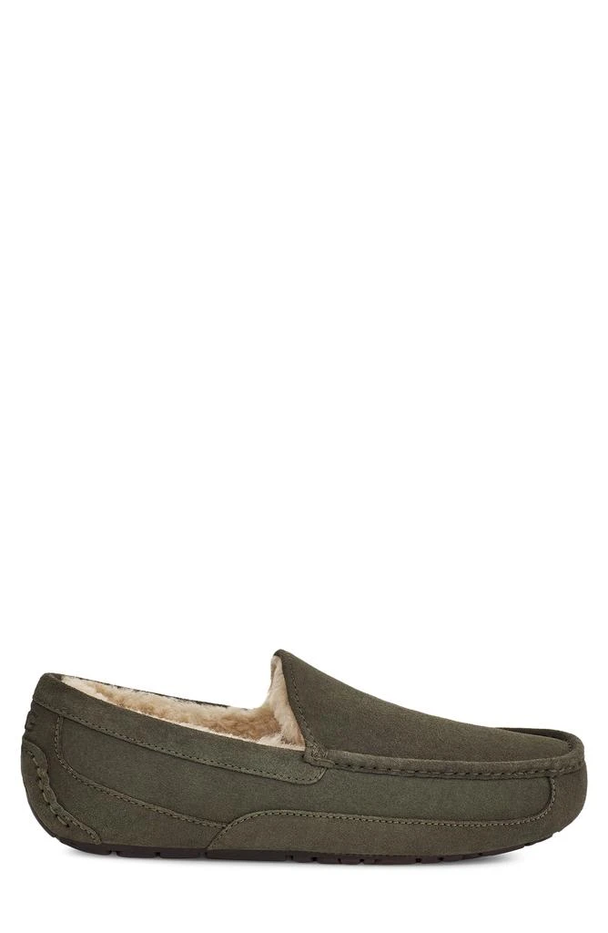 UGG Ascot Slipper 3
