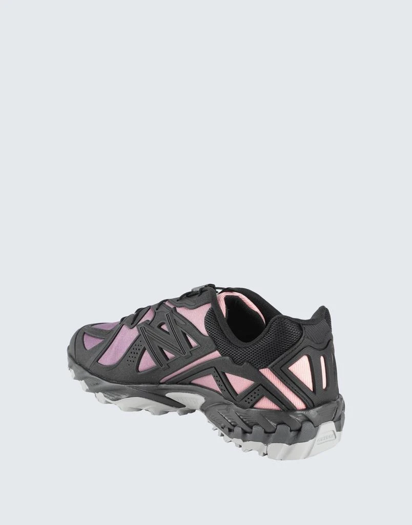 New Balance Sneakers 3