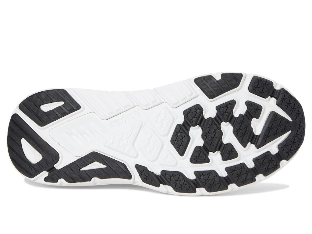 Hoka One One Arahi 7 3