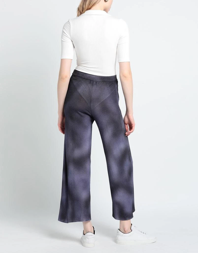 Giorgio Armani Casual pants 3