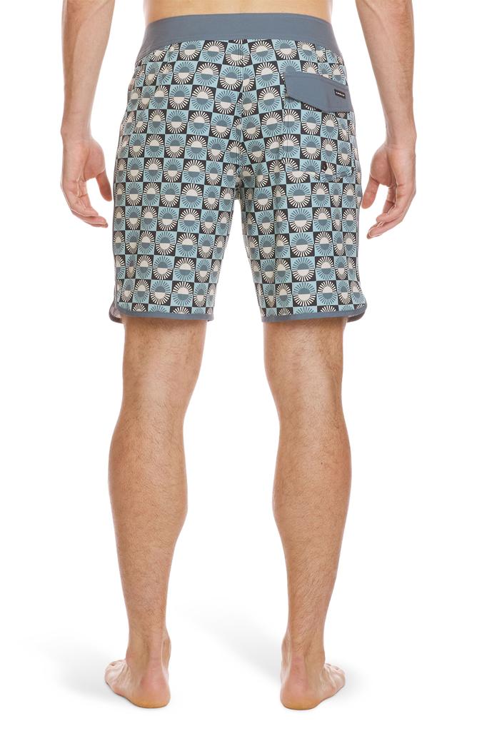 Quiksilver Surfsilk Scallop Board Shorts