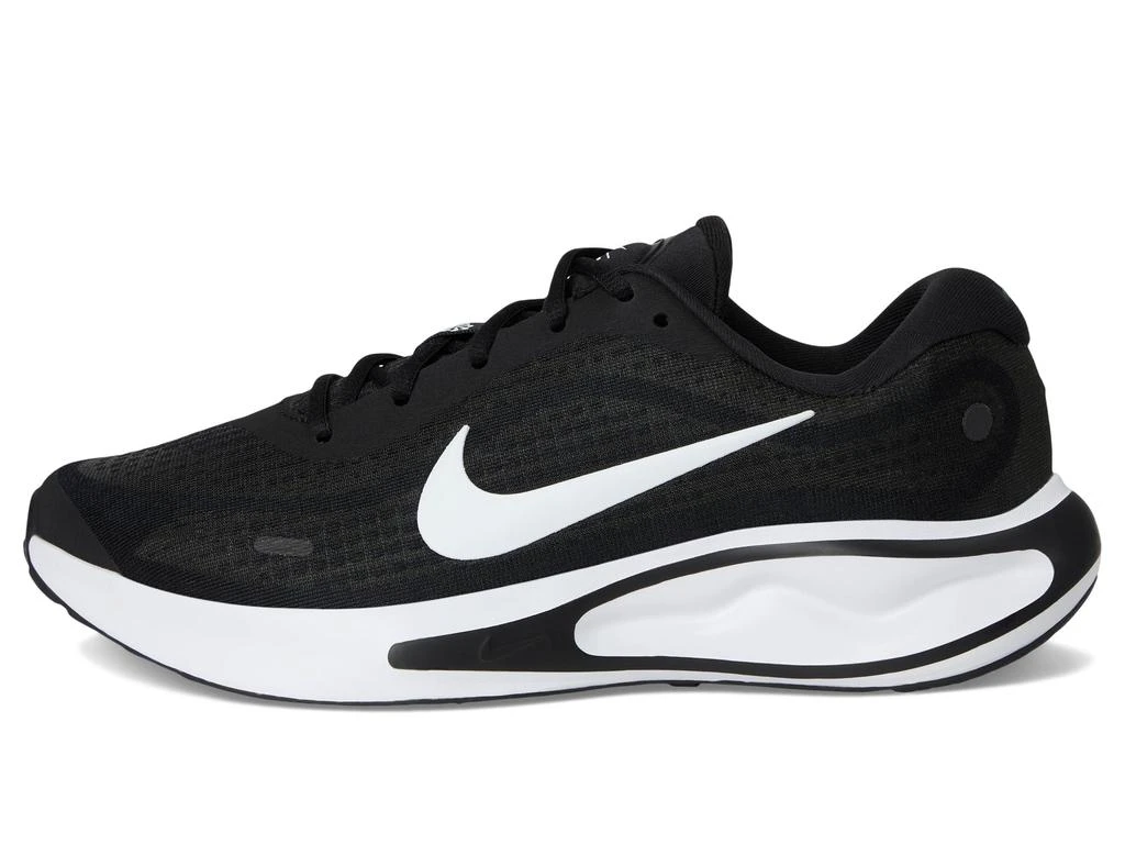 NIKE Journey Run 4