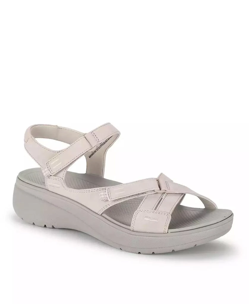 Baretraps Women's Tracey Wedge Sandals 1