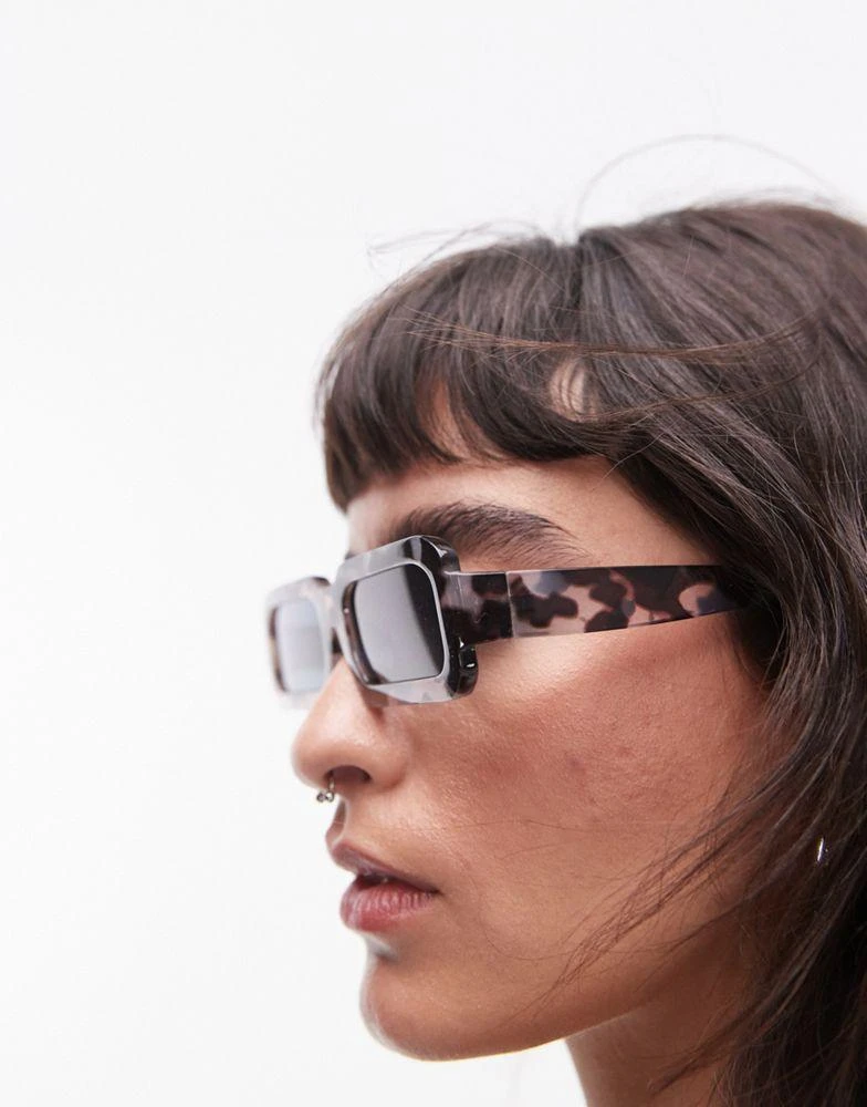 Topshop Topshop Dahlia rectangular sunglasses in black tort 1