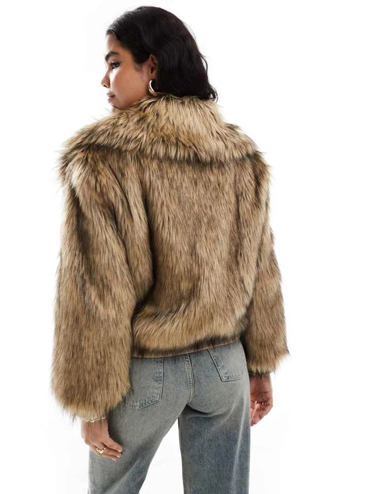 Stradivarius Stradivarius STR faux fur jacket in beige 4