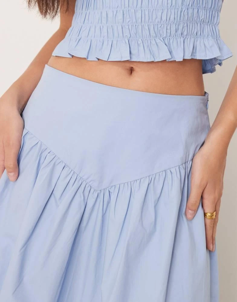 Glamorous Glamorous drop waist midaxi skirt in blue 2