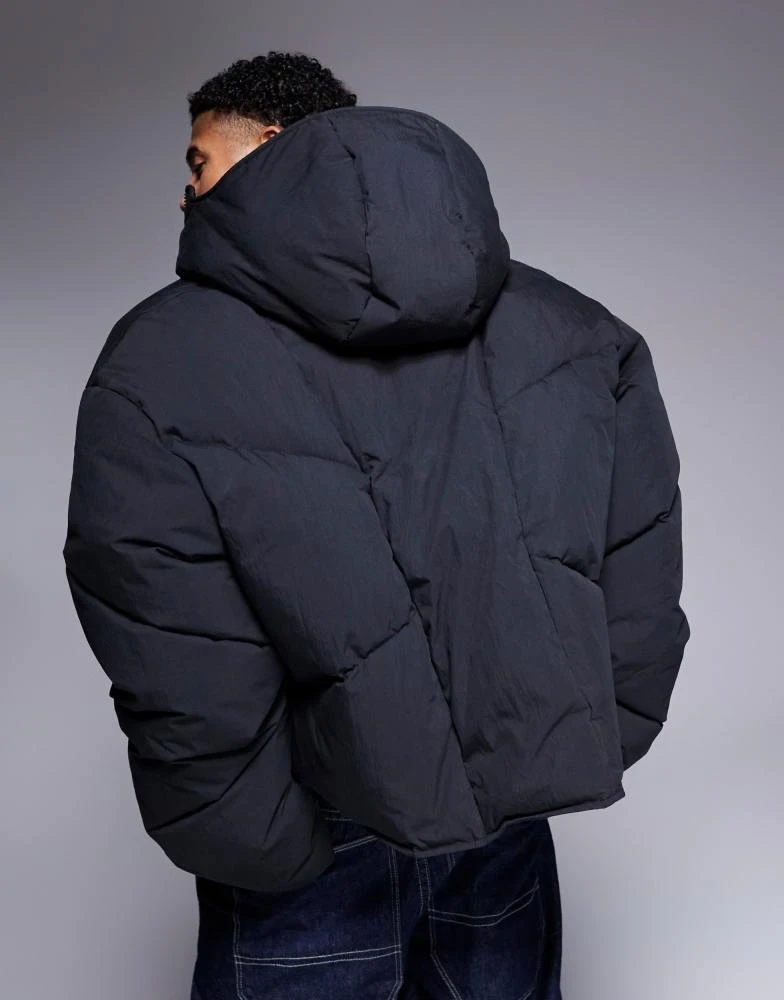 ASOS ASOS DESIGN oversized puffer jacket in black 4