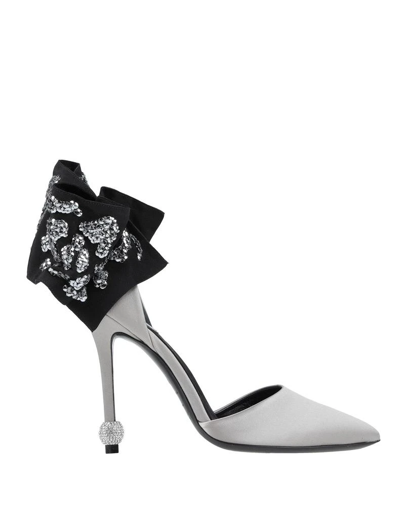 Roger Vivier Pump 1