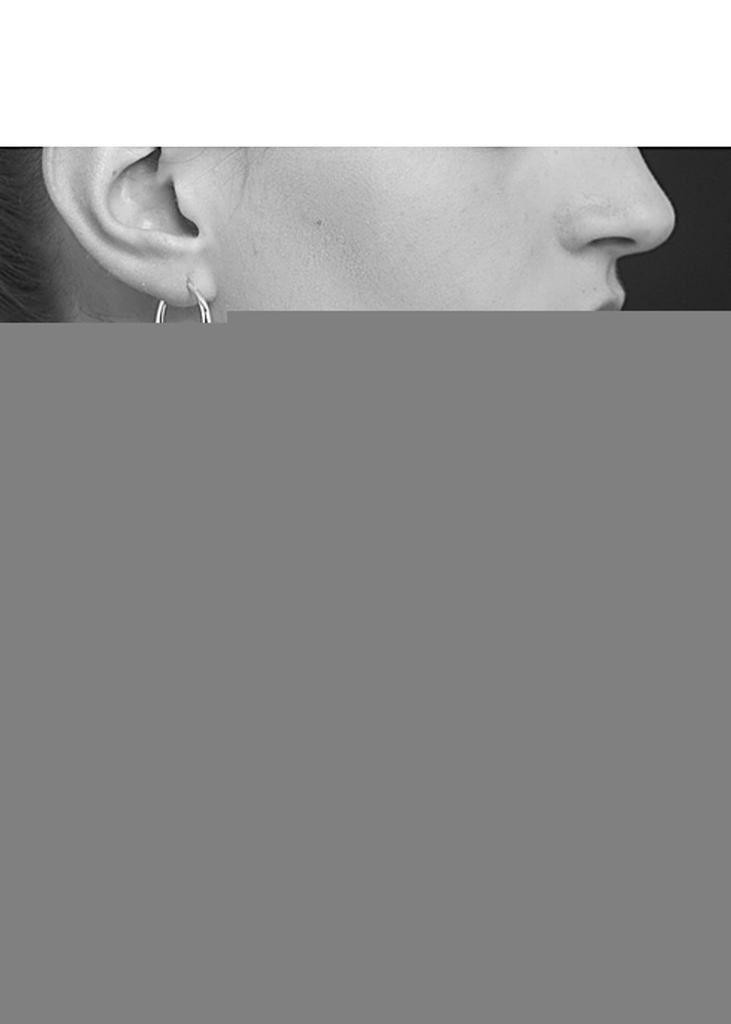 Dinny Hall Silver small tapering click hoops
