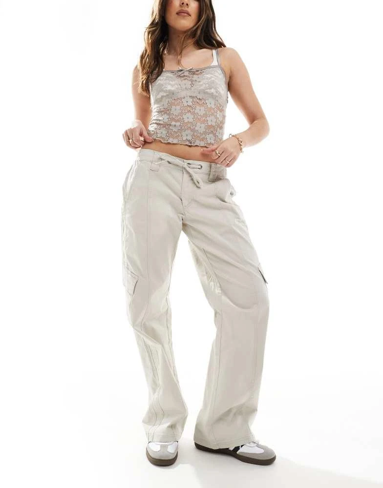 Cotton:On Cotton:On Low rise cargo pant in brown 2