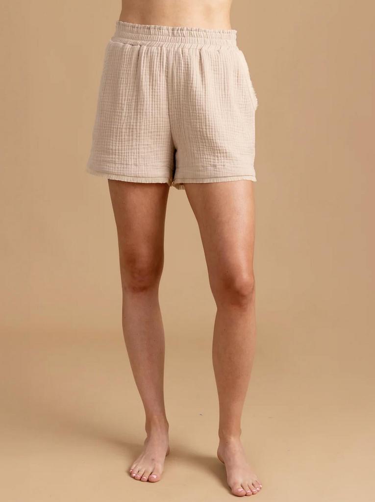 美品★【alo】MUSE SHORT ミューズショート alo】MUSE SHORT ミューズショート（その他パンツ）｜Alo Yoga