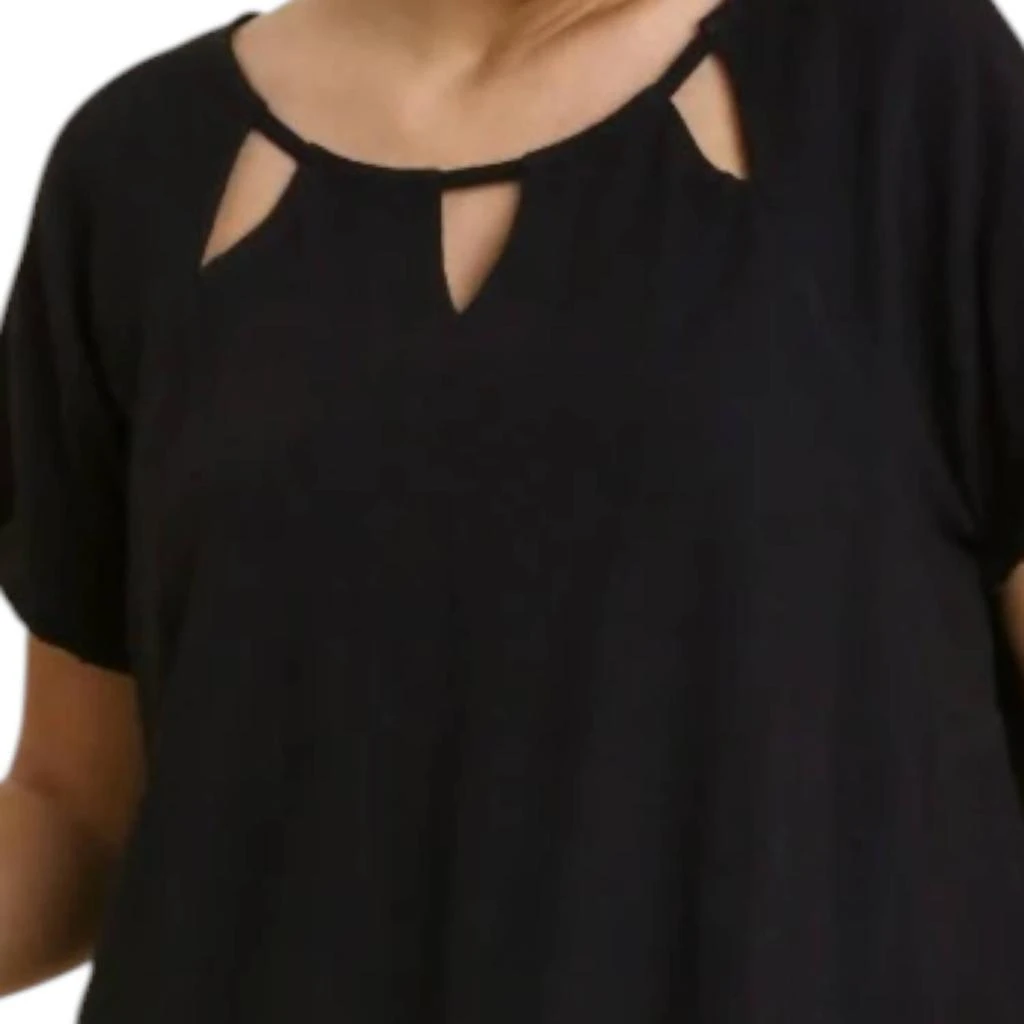 umgee Umgee - Cut Out Round Neckline Top 2