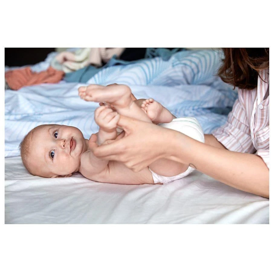 Johnson's Baby Powder, Naturally Derived Cornstarch With Aloe & Vitamin E Soothing Aloe & Vitamin E 6